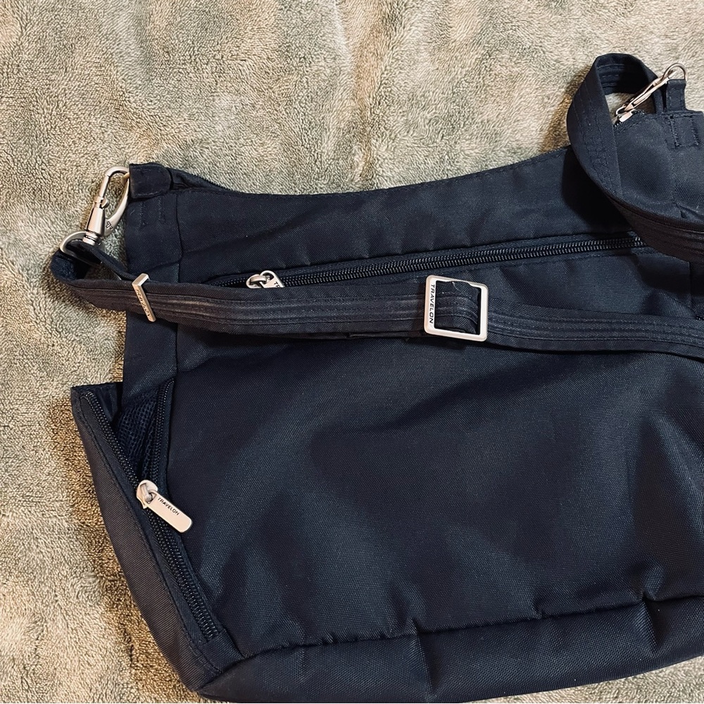 Travelon Classic Antitheft Crossbody Bucket Bag Navy RFID Locking Zippers Travel - Picture 4 of 10